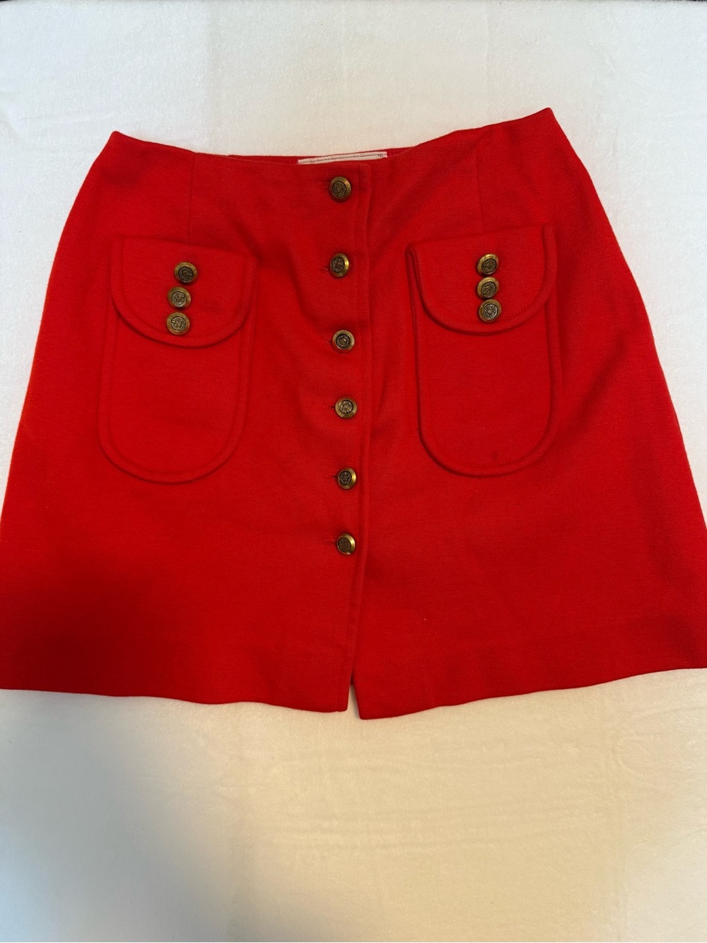 Bobbie Brooks vintage Red Button-Front Mini Skirt with Patch Pockets